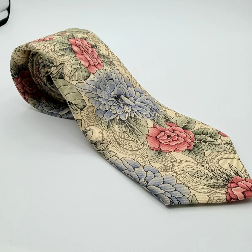 Vintage Lands' End Necktie Men's Cream Floral Silk Hand Sewn 58L